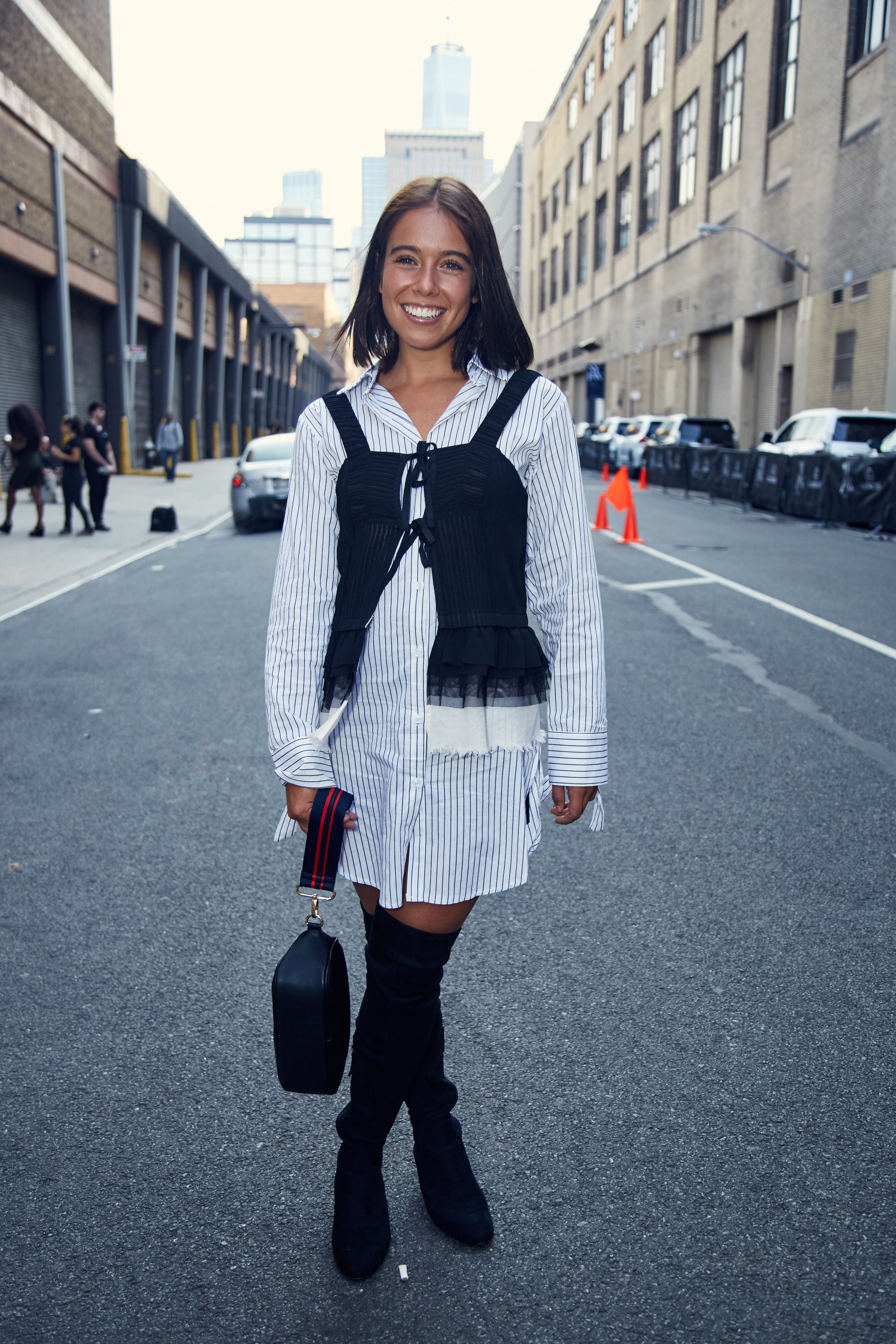 Louis Vuitton Platform Laureate Desert Boots worn by Jennifer