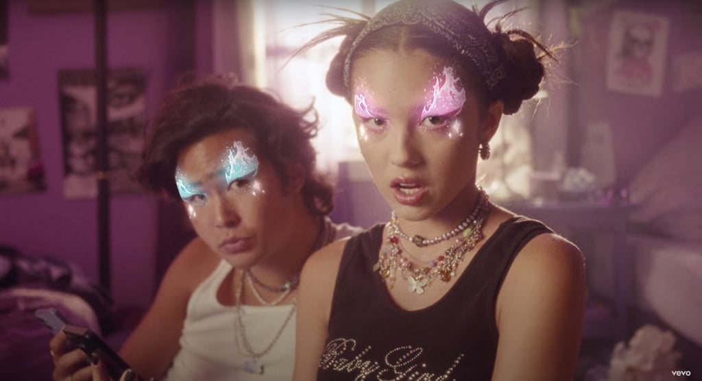 Olivia Rodrigo's Bandana and Space Buns Olivia Rodrigo's Bandana and Space Buns
