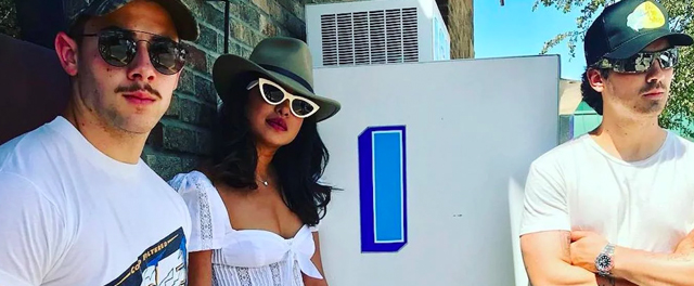 Priyanka Chopra Just Wore the It Boots For Fall